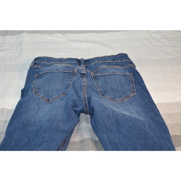 Old Navy Jeans - Picture 7 of 8